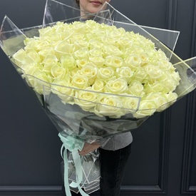 Букет из 101 белой розы Мондиаль 60см