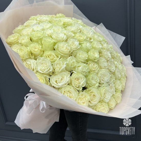 Букет из 101 белой розы Мондиаль 70см