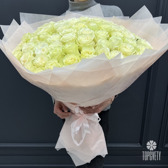 Букет из 101 белой розы Мондиаль 70см