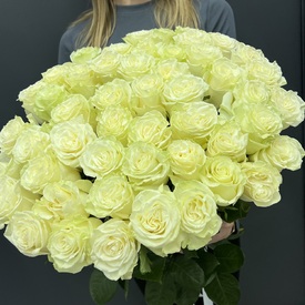 Букет из 51 белой розы 70 см