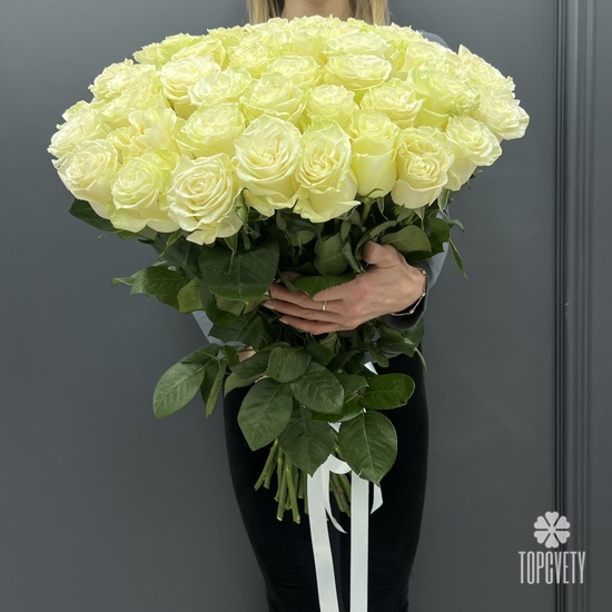 Букет из 51 белой розы 70 см