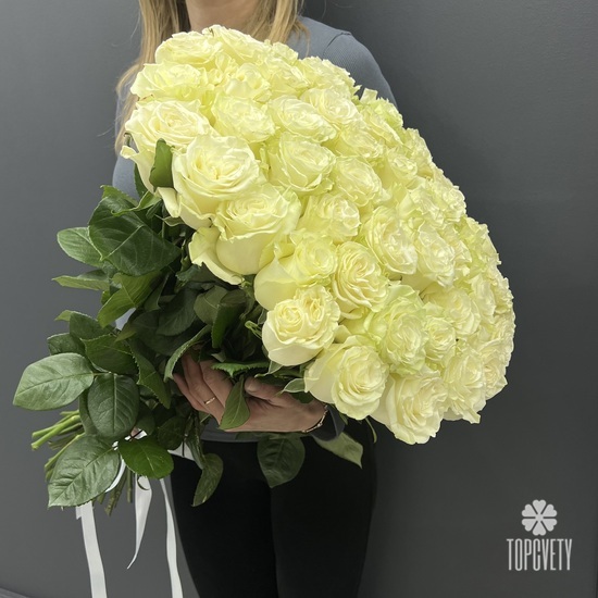 Букет из 51 белой розы 70 см