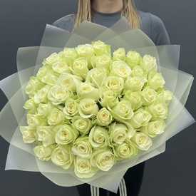 Букет из 51 белой розы  Мондиаль 50см