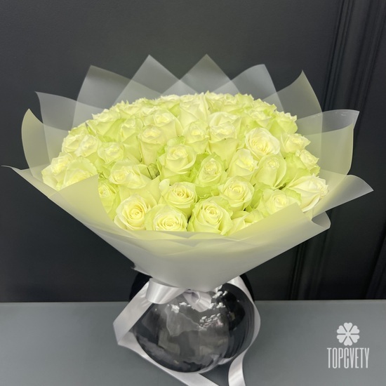 Букет из 51 белой розы  Мондиаль 50см