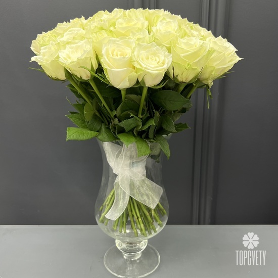 Букет из 51 белой розы 40см