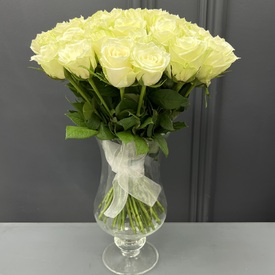 Букет из 51 белой розы 40см