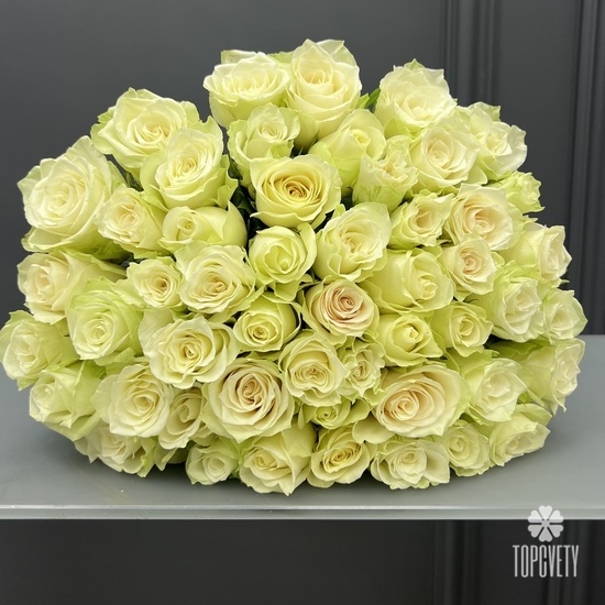 Букет из 51 белой розы 40см