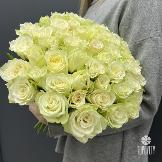 Букет из 51 белой розы 40см