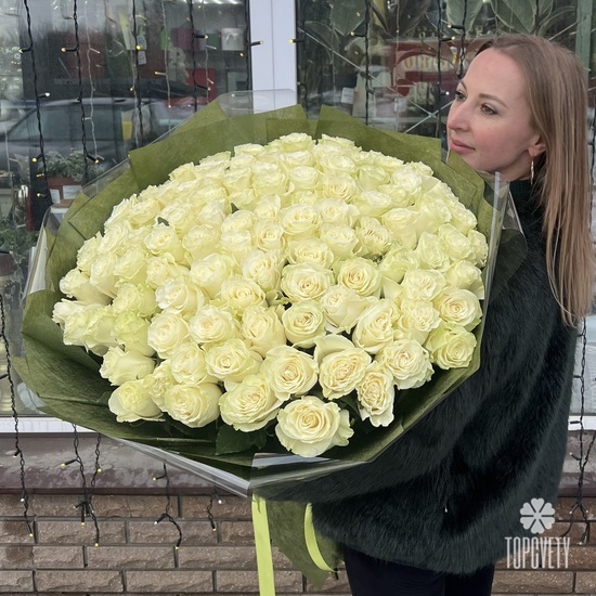 Букет из 101 белой розы Премиум 70см