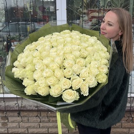 Букет из 101 белой розы Премиум 70см