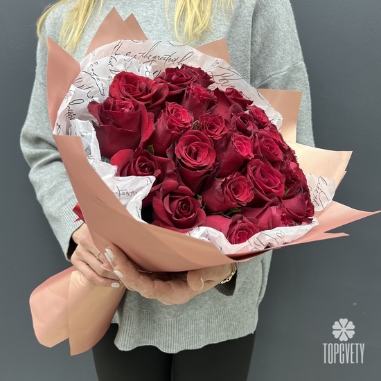 Букет из 25 красных роз 40см