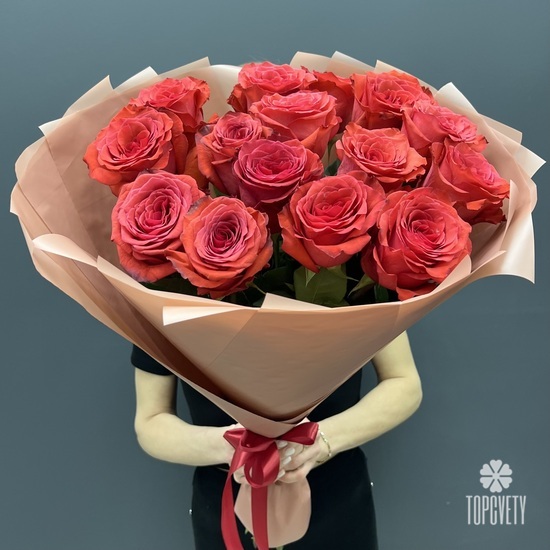 Букет из 15 красных роз 60см