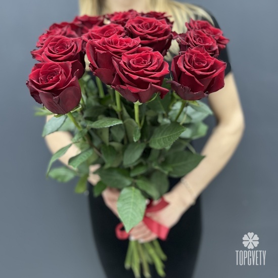 Букет из 15 красных роз Эксплорер 