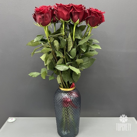 Букет из 15 красных роз Эксплорер 