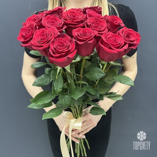 Букет из 15 красных роз Эксплорер 80см