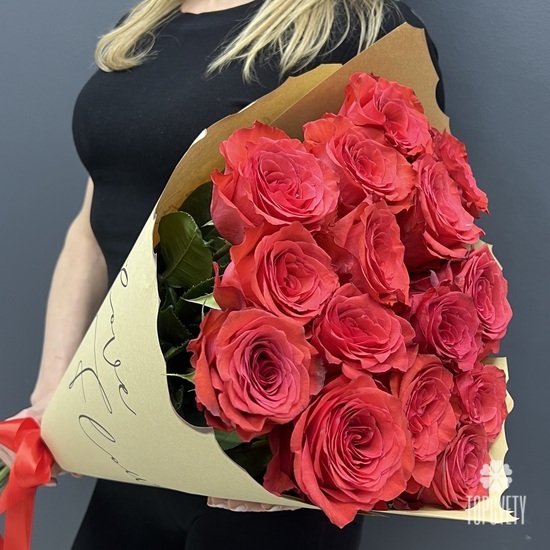 Букет из 15 красных роз Премиум 70см