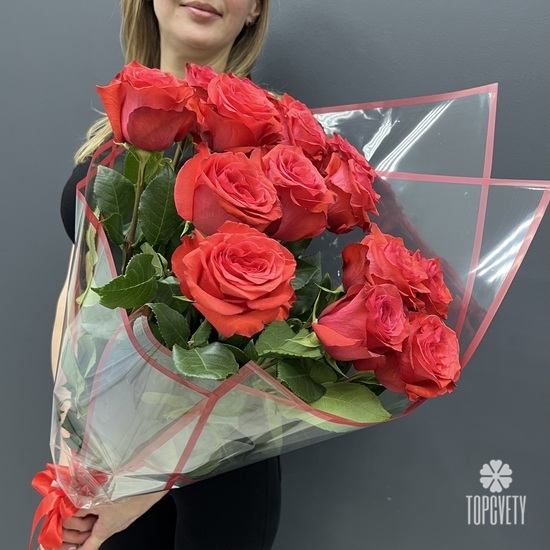 Букет из 15 красных роз 70см