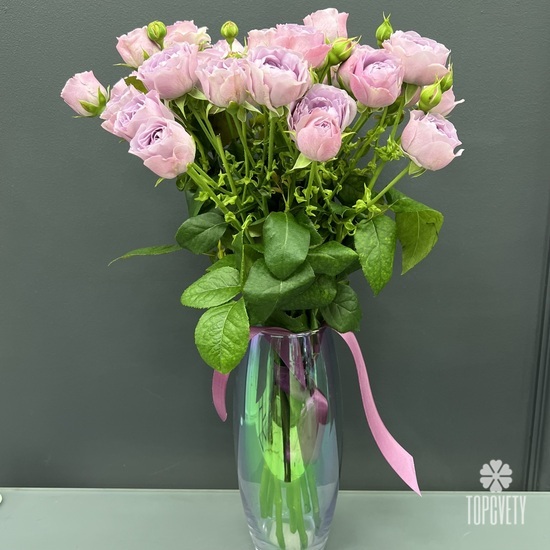 Букет из 9 пионовидных сиреневых кустовых роз