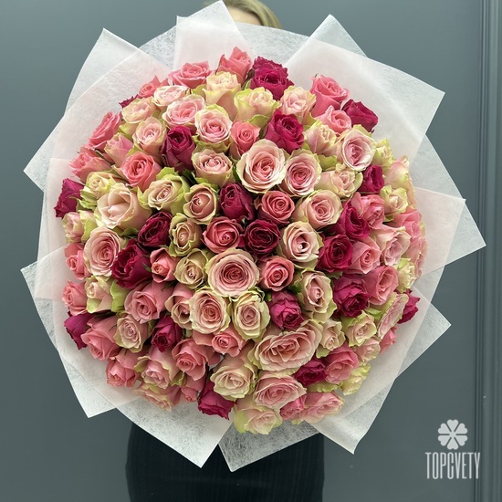 Букет из 101 розовой розы Кения 40см