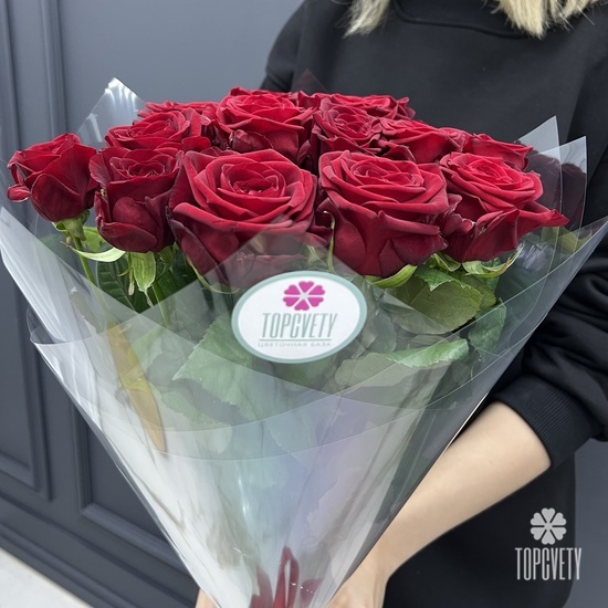 Букет из 25 красных роз 70 см №695