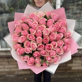 Букет из 51 розовой розы 50 см