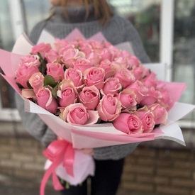 Букет из 51 розовой розы 50 см