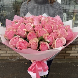 Букет из 51 розовой розы 50 см