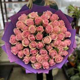 Букет из 51 розовой розы 40см