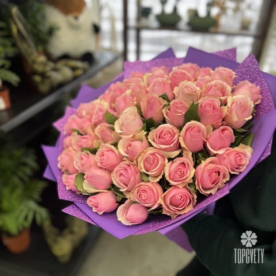 Букет из 51 розовой розы 40см
